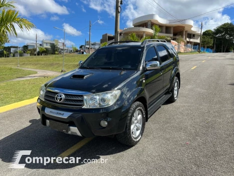 HILUX SW4 3.0 SRV 4X4 7 LUGARES 16V TURBO INTERCOOLER DIESEL
