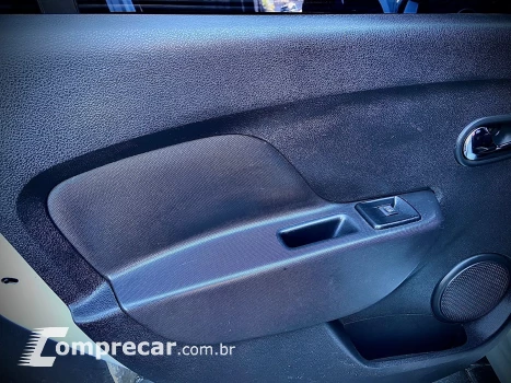 Renault SANDERO 1.6 16V SCE Dynamique 4 portas