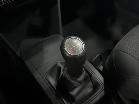 POLO 1.6 MI SPORTLINE 8V FLEX 4P MANUAL