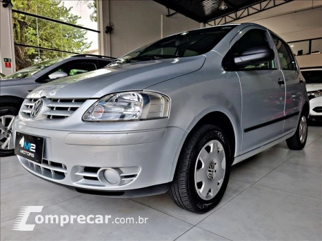 Volkswagen FOX 1.6 MI Plus 8V 4 portas
