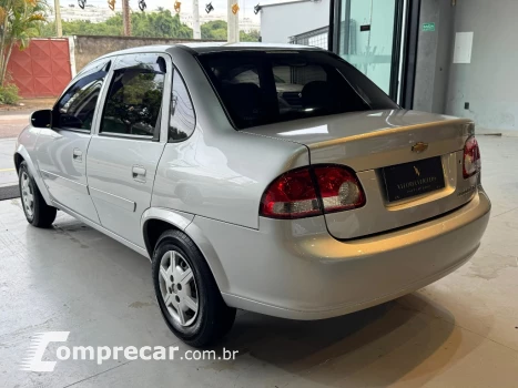 CLASSIC 1.0 MPFI LS 8V FLEX 4P MANUAL
