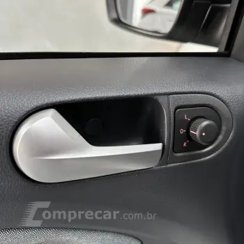 Saveiro CROSS 1.6 T.Flex 16V CD