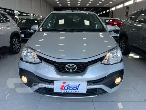 ETIOS 1.5 XLS SEDAN 16V FLEX 4P AUTOMÁTICO