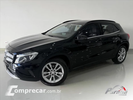 Mercedes-Benz GLA 200 1.6 CGI STYLE 16V TURBO FLEX 4P AUTOMÁTICO 4 portas