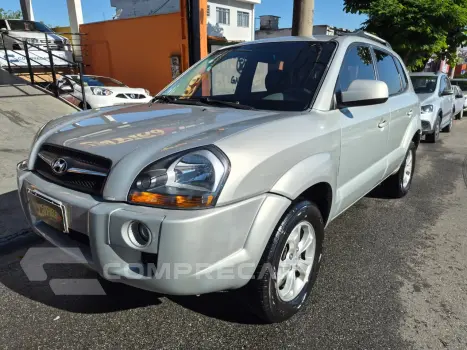 Hyundai TUCSON 2.0 MPFI GLS TOP 16V 143cv 2WD 4 portas