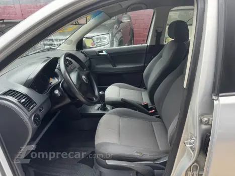 Polo Sedan 1.6 4P FLEX