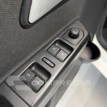 Fox RUN 1.6 Flex 8V 5p