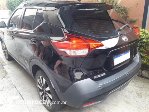 NISSAN KICKS 1.6 16V SL 4 portas