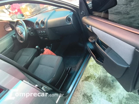 CELTA 1.0 MPFI LT 8V