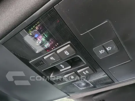 TAOS 1.4 250 TSI TOTAL FLEX HIGHLINE AUTOMÁTICO