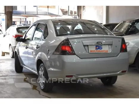 FIESTA SEDAN - 1.6 ROCAM SEDAN 8V 4P MANUAL