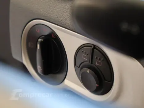 SAVEIRO 1.6 MI Surf CS 8V