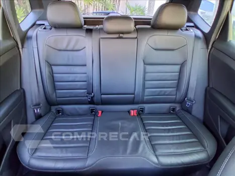 TAOS 1.4 250 TSI TOTAL FLEX HIGHLINE AUTOMÁTICO
