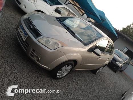 FORD Fiesta Sedan 1.6 4P FLEX 4 portas