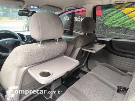 ZAFIRA 2.0 MPFI Elegance 8V