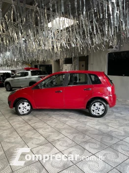 FIESTA 1.6 MPI Class Hatch 8V