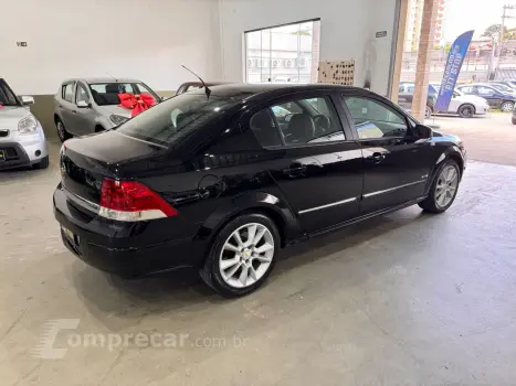 Vectra 2.4 Mpfi Elite 16V Flex 4P Automático