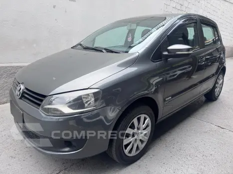 Volkswagen FOX 1.6 MI 8V 4 portas