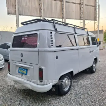 Kombi 1.6 STD 9 LUGARES