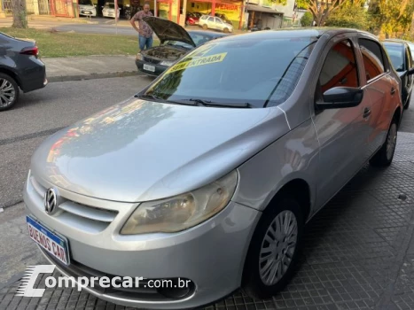 Volkswagen GOL - 1.0 MI 8V 4P MANUAL G.V 4 portas