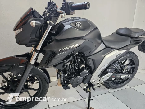 FZ25 FAZER