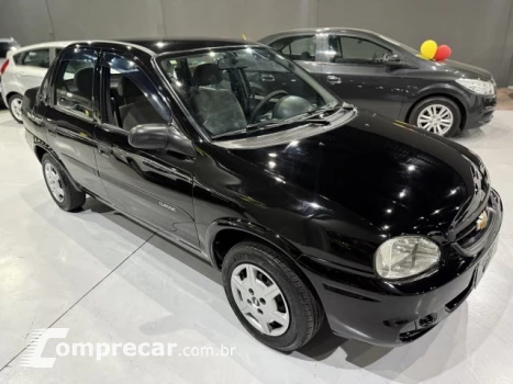 CLASSIC - 1.0 MPFI LIFE 8V 4P MANUAL