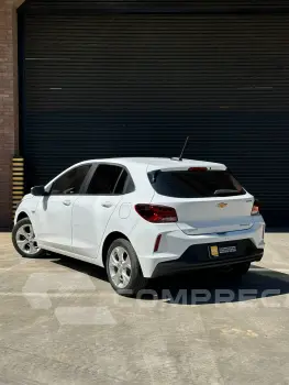 ONIX HATCH PREM. 1.0 12V TB Flex 5p Aut.