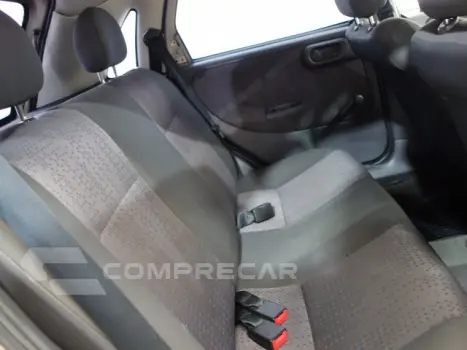 CORSA HATCH - 1.4 MPFI MAXX 8V 4P MANUAL