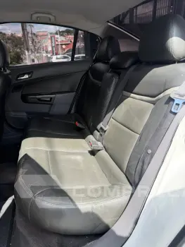 VECTRA 2.0 MPFI Elegance 8V