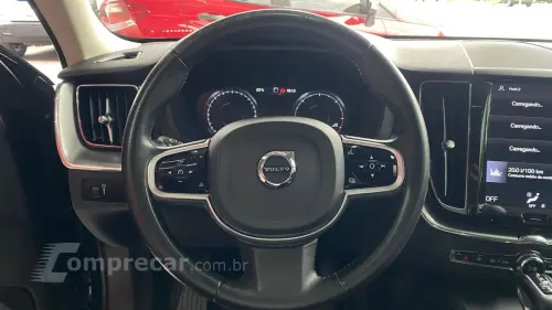 VOLVO XC60 2.0 D5 MOMENTUM AWD