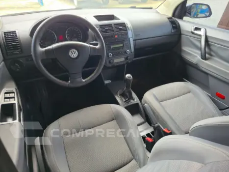 Polo Sedan 1.6 4P COMFORTLINE FLEX