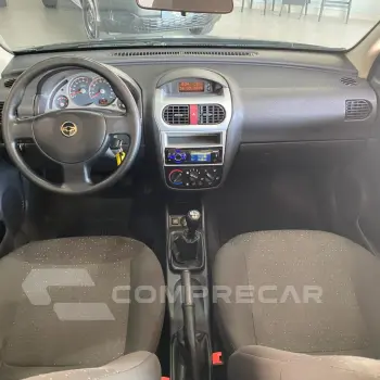 Corsa Sed. Premium 1.4 8V ECONOFLEX 4p