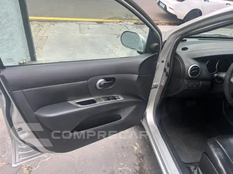 GRAND LIVINA 1.8 SL 16V FLEX 4P AUTOMÁTICO