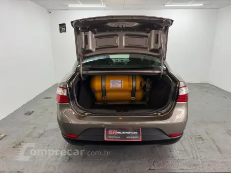 Grand Siena ESSENCE 1.6 Flex 16V