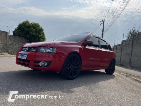 Fiat STILO 1.8 MPI Connect 8V 4 portas