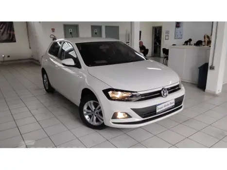 Volkswagen POLO 1.0 200 TSI COMFORTLINE AUTOMATICO 4 portas
