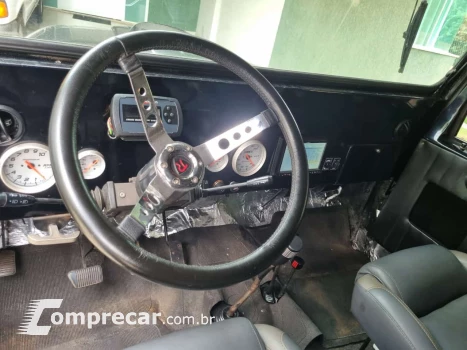 JEEP 2.2 Cj-6 4X4 8V
