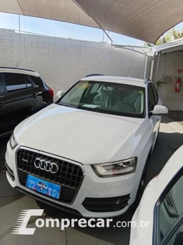 Q3 2.0 4P TFSI AMBIENTE QUATTRO S-TRONIC AUTOMÁTICO