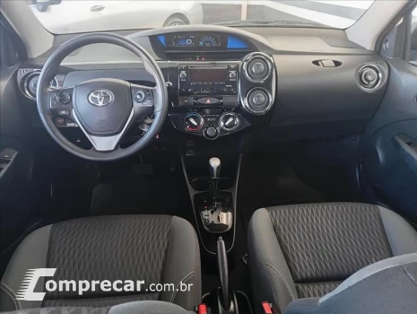 ETIOS 1.5 X Plus Sedan 16V