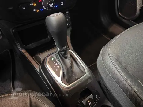 RENEGADE 1.3 T270 TURBO FLEX LONGITUDE AT6