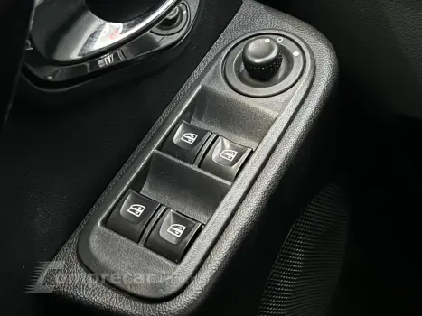 DUSTER 2.0 16V HI-FLEX DYNAMIQUE AUTOMÁTICO