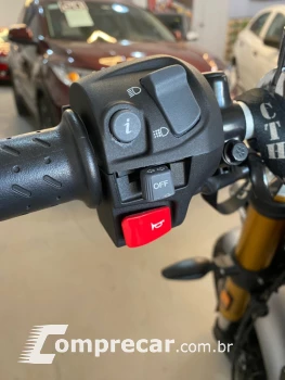 Speed Triple