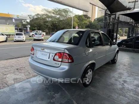 CLASSIC - 1.0 MPFI LS 8V 4P MANUAL