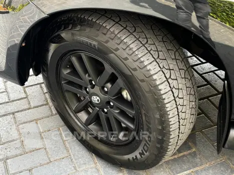 HILUX SW4 3.0 SRV 4X4 7 Lugares 16V Turbo Intercooler