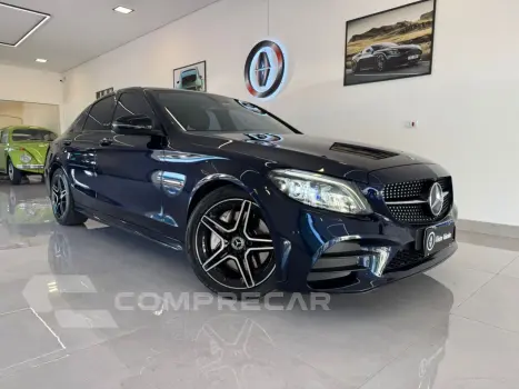 Mercedes-Benz C 300 2.0 16V 4P CGI SPORT 9G-TRONIC AUTOMÁTICO 4 portas