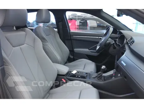 Q3 2.0 40  TFSI GASOLINA SPORTBACK PERFORMANCE BLACK PLUS QU