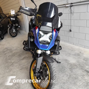 GS1300 TROPHY