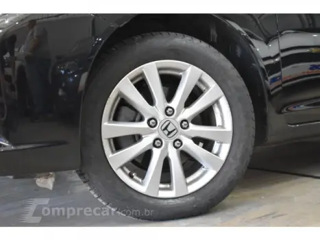 CIVIC - 1.8 LXS 16V 4P AUTOMÁTICO