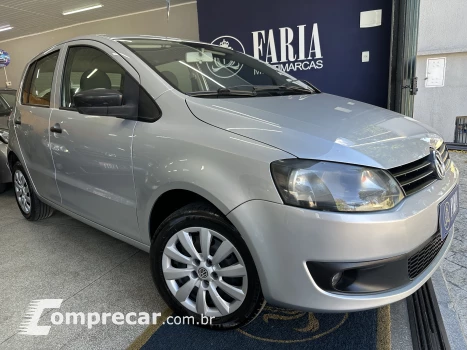 Volkswagen FOX 1.6 MI 8V 4 portas