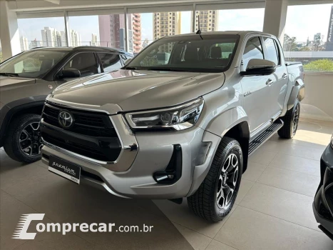 HILUX 2.8 D-4D TURBO DIESEL CD SRX PLUS 4X4 AUTOM